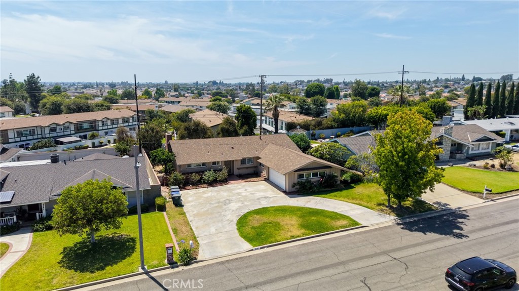 5041 Ridglea Avenue Property Photo 3
