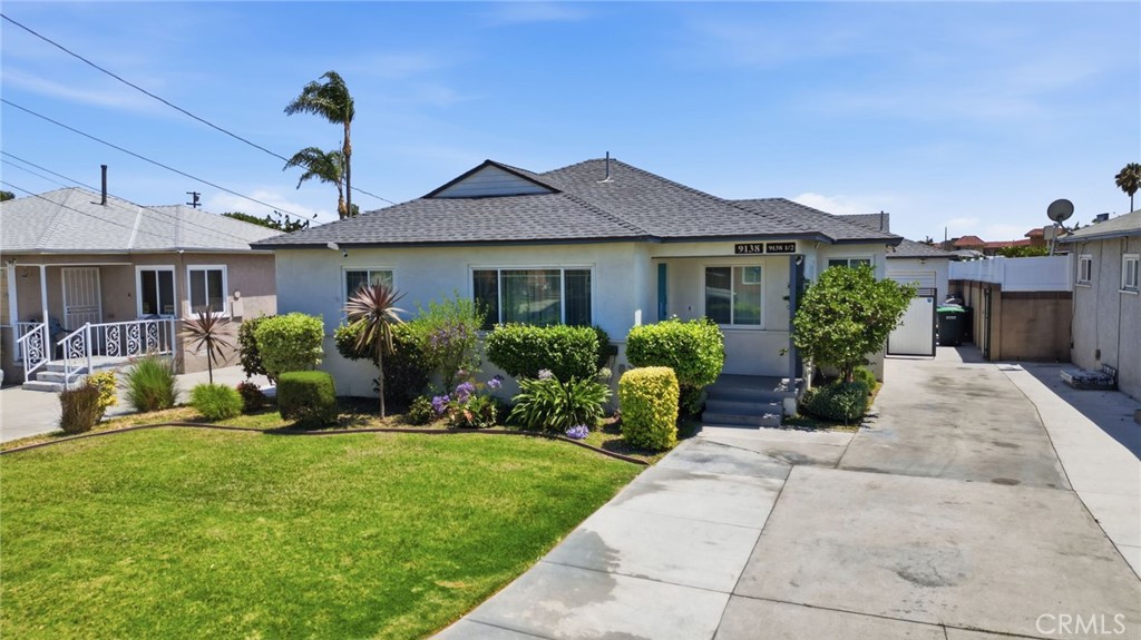 9138 Rendalia Property Photo