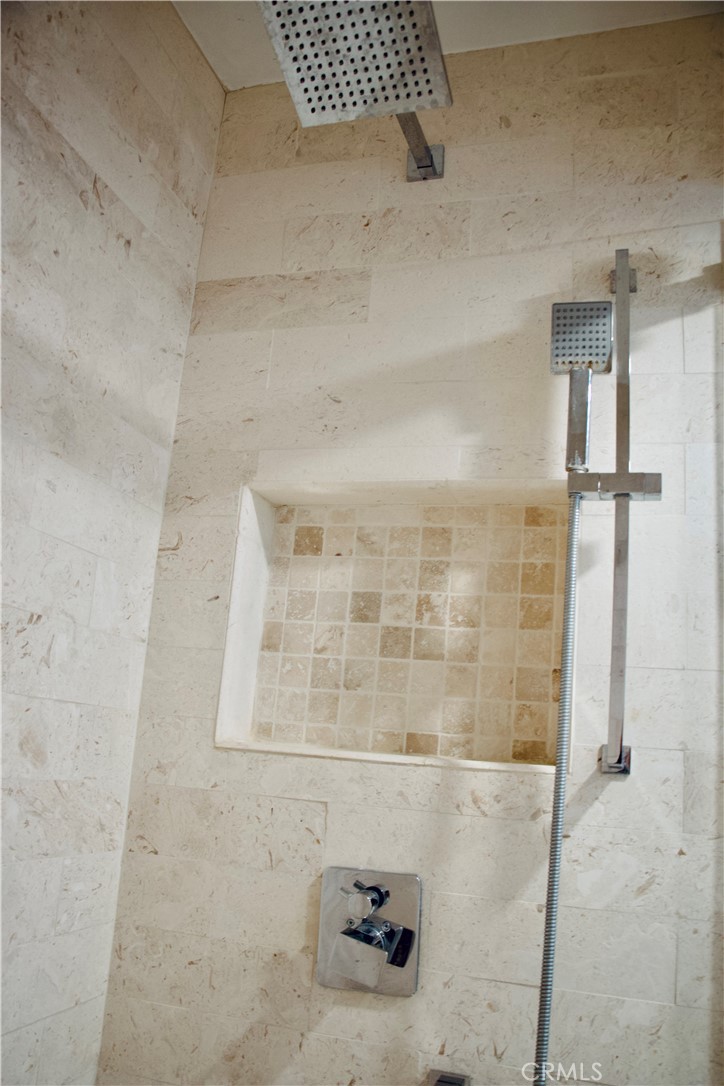 11335 Carob Property Photo 34