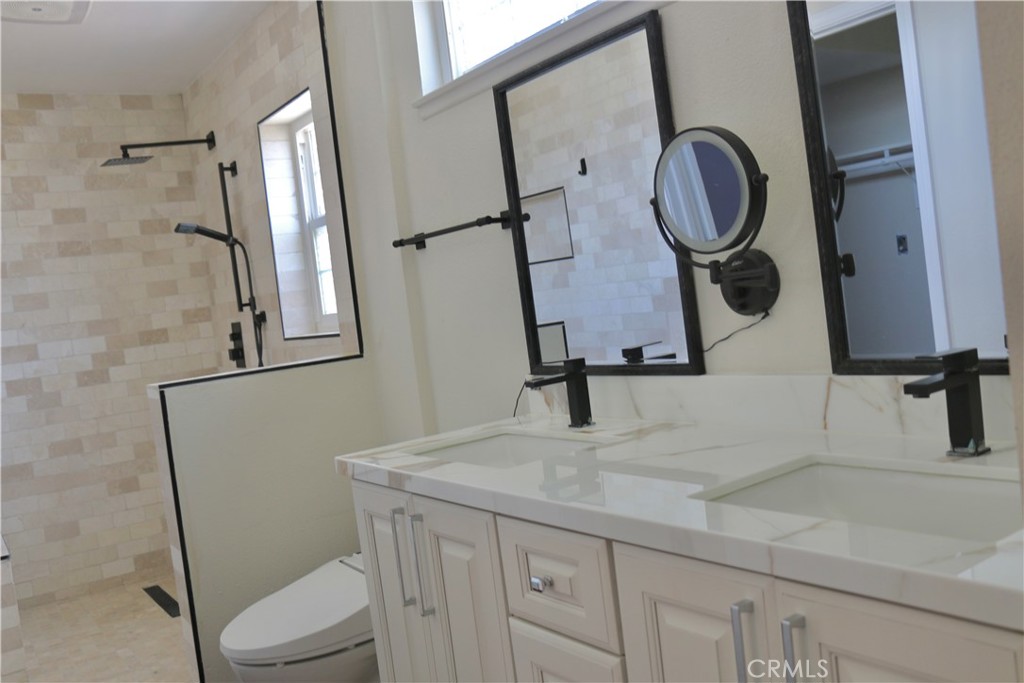 11335 Carob Property Photo 46