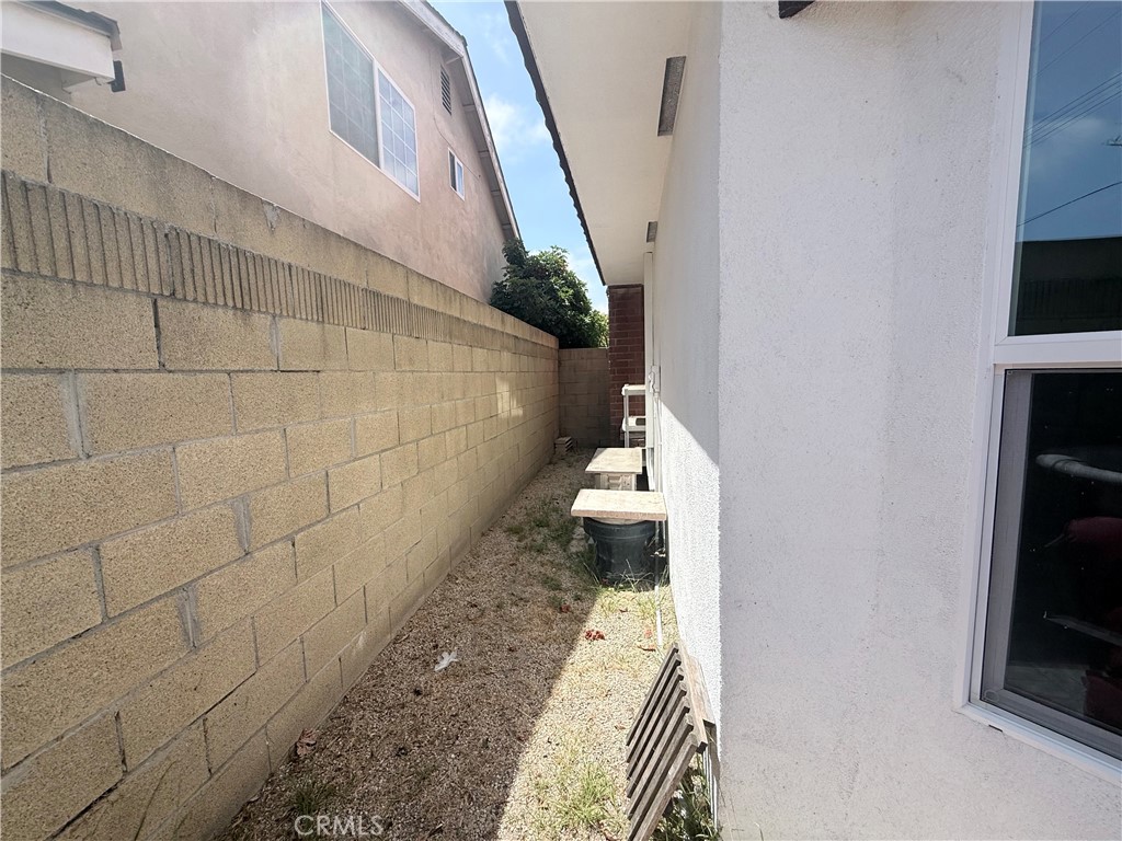 11335 Carob Property Photo 69