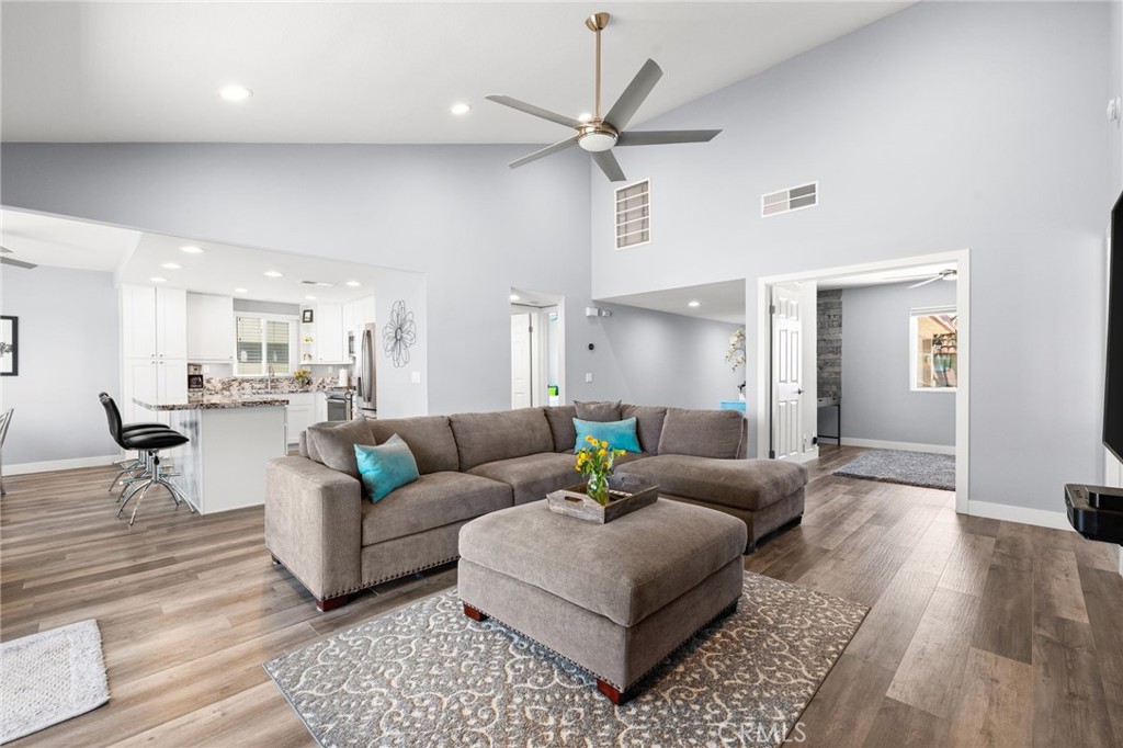 41488 Inverness Property Photo 3