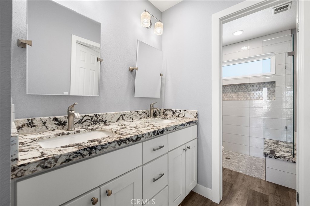 41488 Inverness Property Photo 6