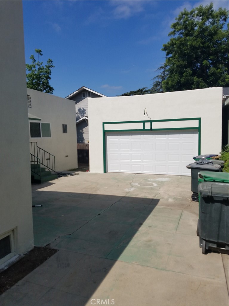 454 S Glassell Property Photo 4