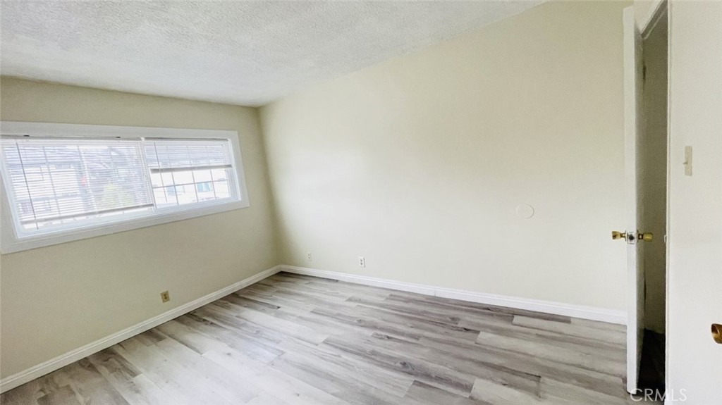 1083 Gaviota Avenue Property Photo 18