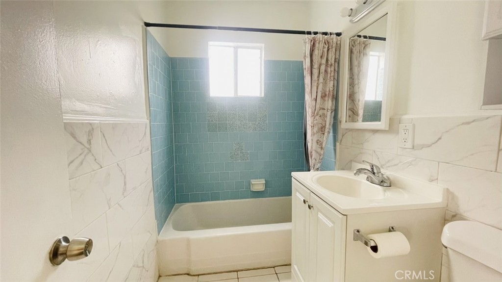 1083 Gaviota Avenue Property Photo 23