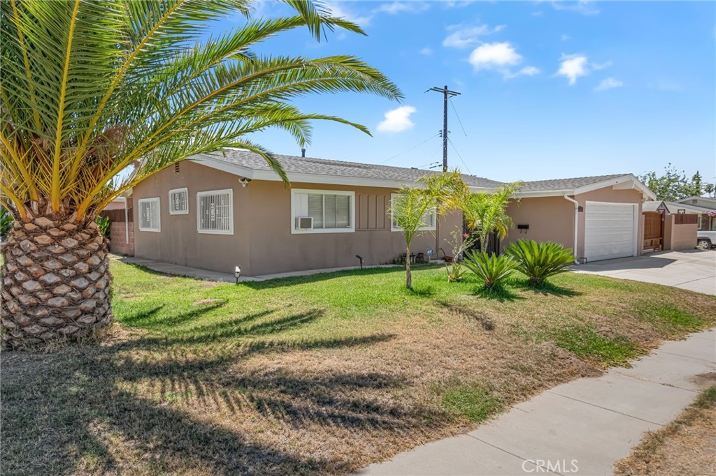 3559 Ferndale Property Photo 2