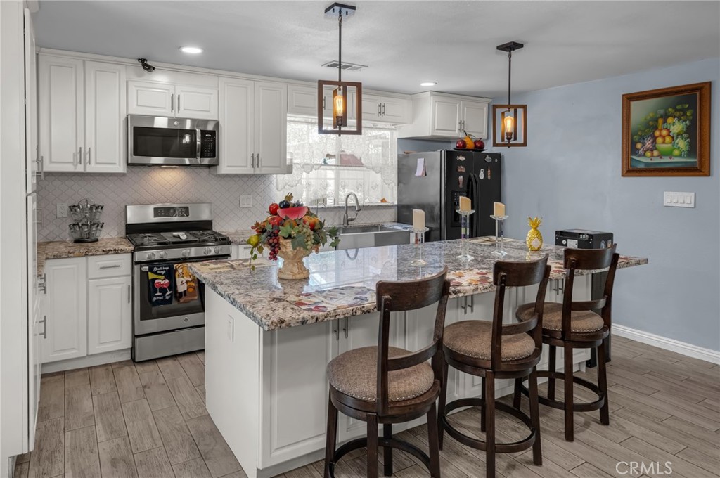 3559 Ferndale Property Photo 12