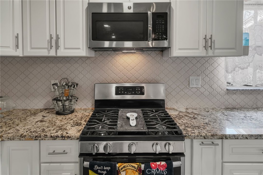 3559 Ferndale Property Photo 16