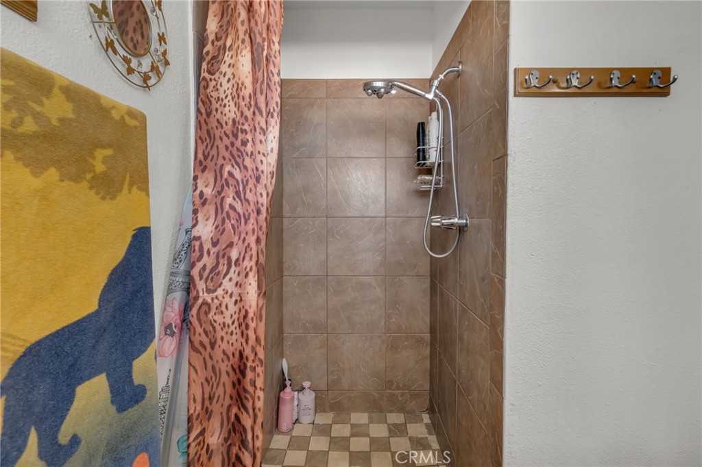 3559 Ferndale Property Photo 28