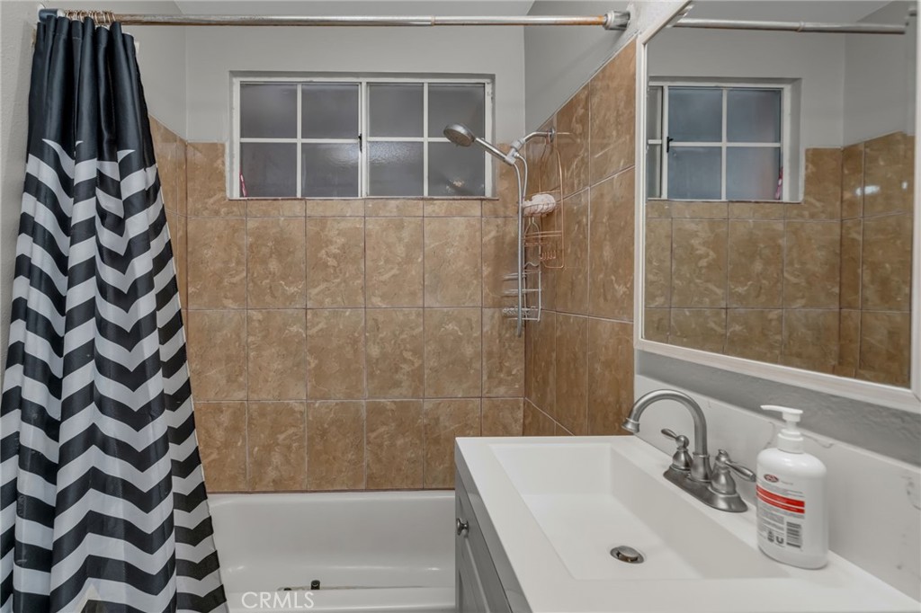 3559 Ferndale Property Photo 32