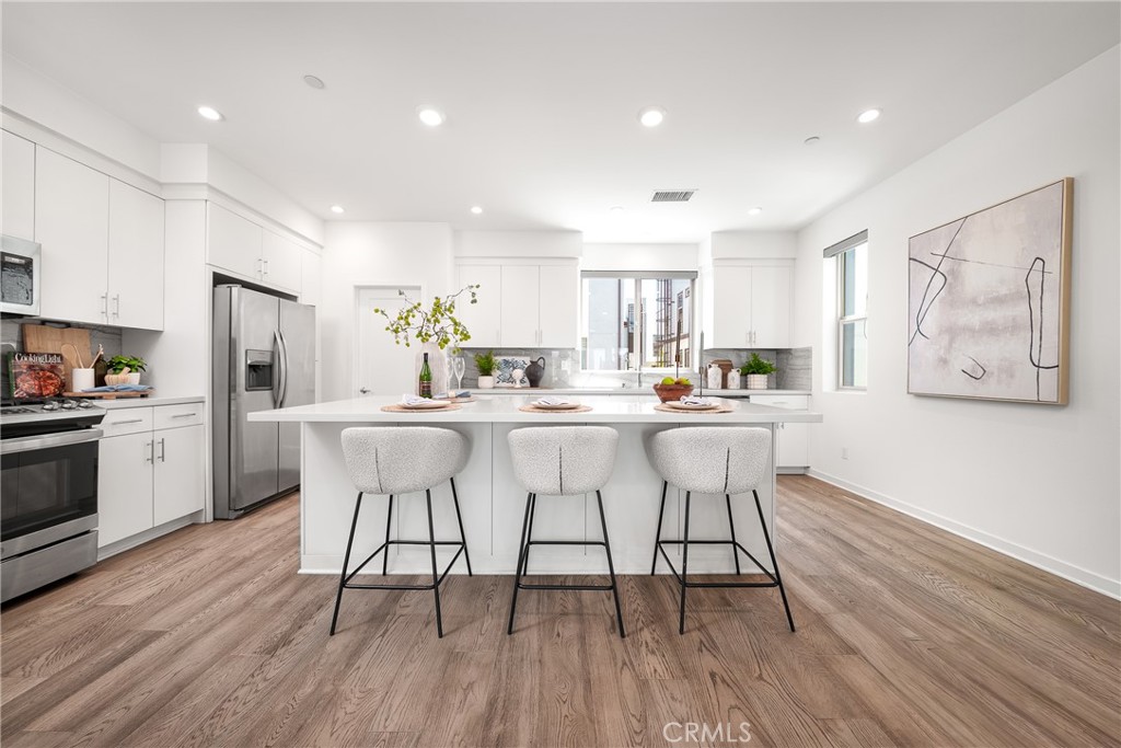 315 Placemark Property Photo 13
