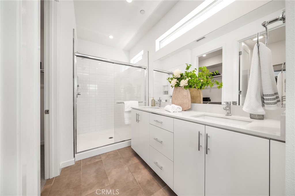 315 Placemark Property Photo 23