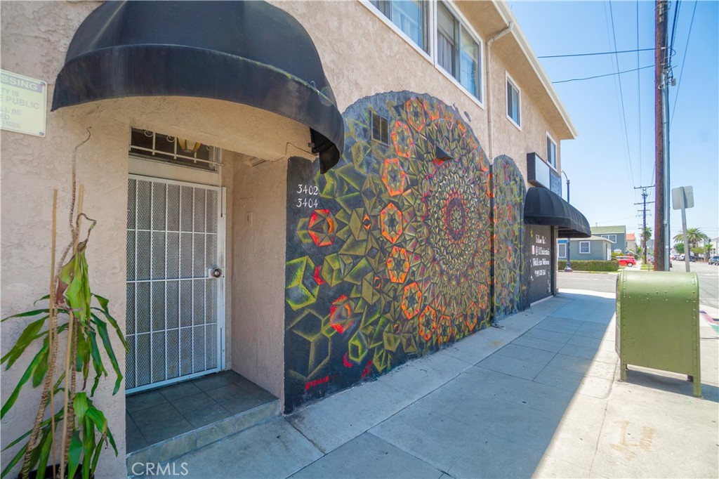 1090 Redondo Property Photo 5