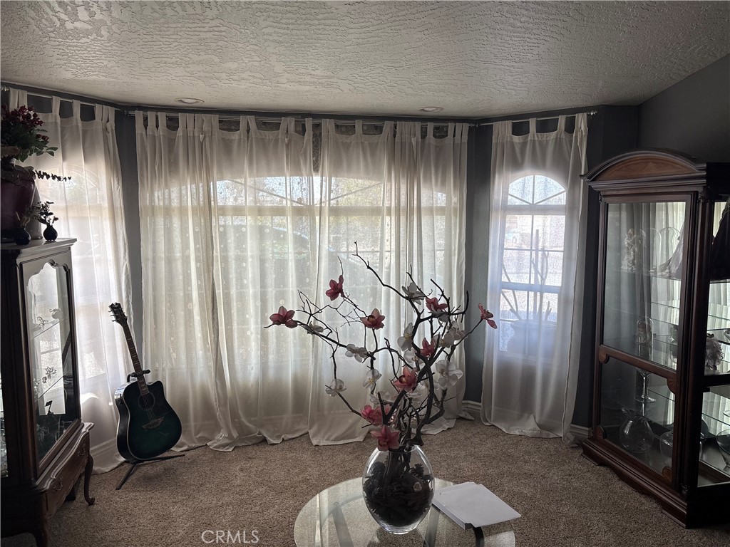 18261 Preston Street Property Photo 8