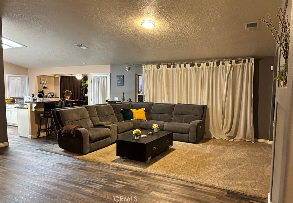 18261 Preston Street Property Photo 17