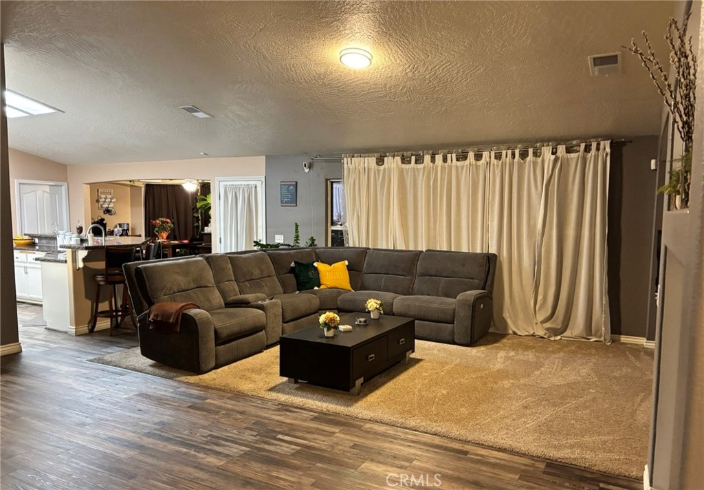 18261 Preston Street Property Photo 17