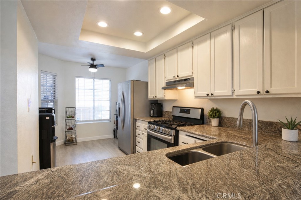 889 S Sapphire Lane Property Photo 10