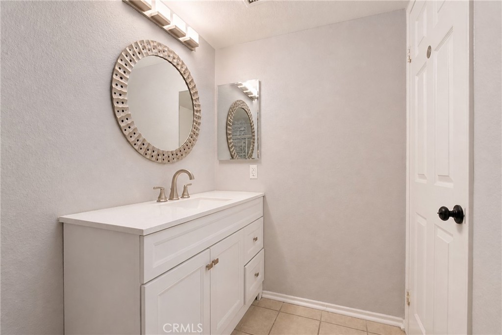 889 S Sapphire Lane Property Photo 31