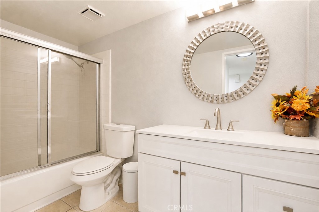 889 S Sapphire Lane Property Photo 32