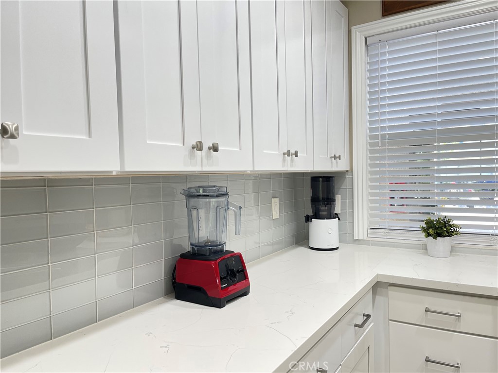 19 Sagebrush Property Photo 5