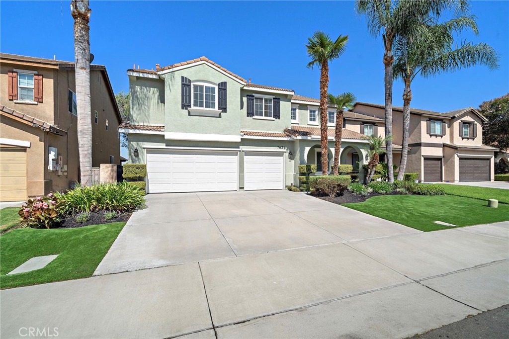 7621 Coffeeberry Property Photo 1