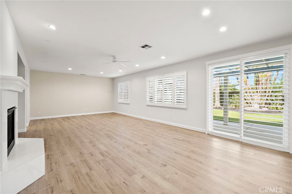 7621 Coffeeberry Property Photo 9
