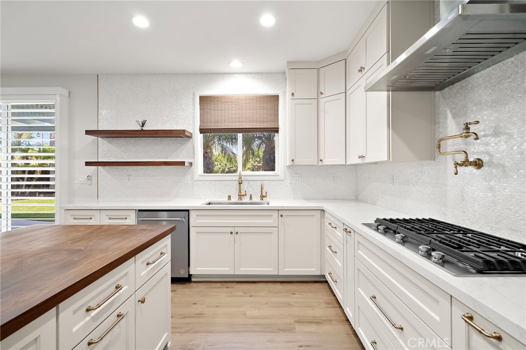 7621 Coffeeberry Property Photo 15