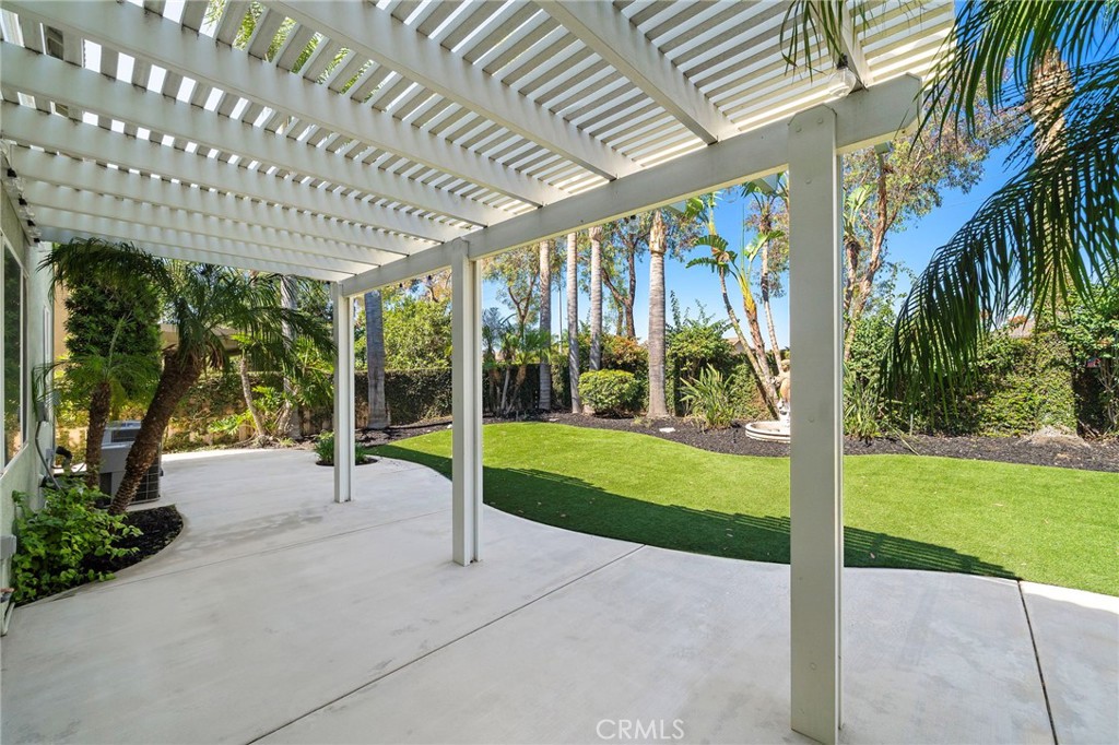 7621 Coffeeberry Property Photo 32