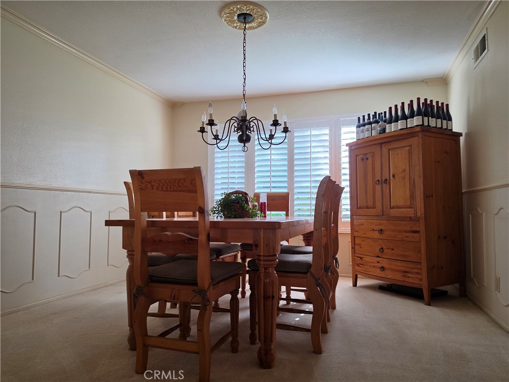 826 N Red Robin Property Photo 5