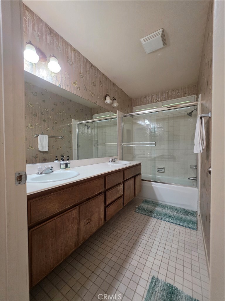 826 N Red Robin Property Photo 16