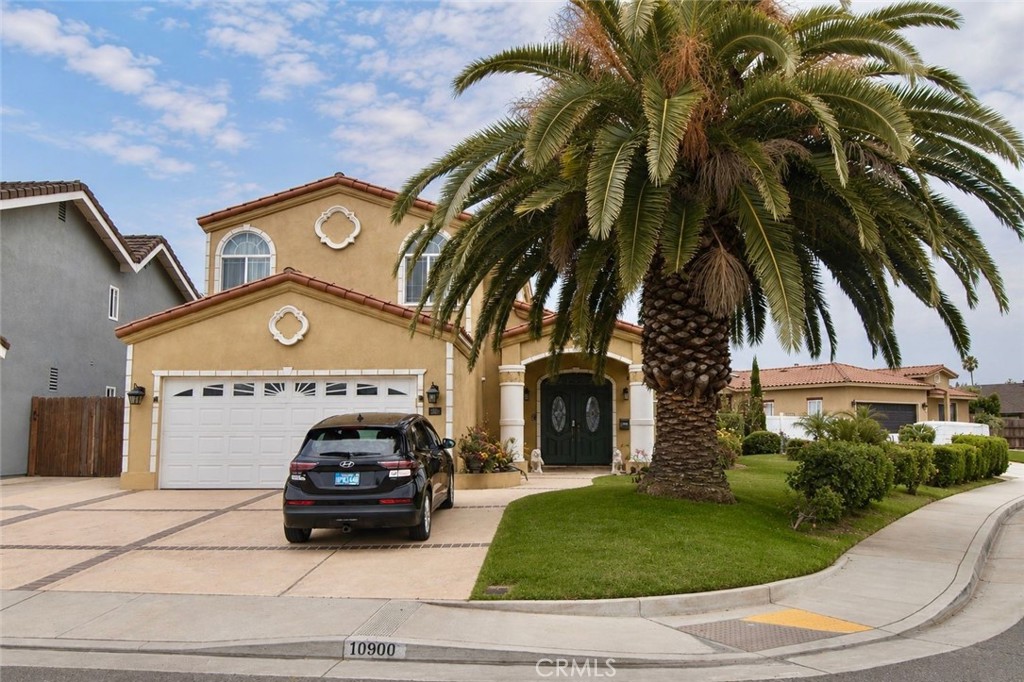 10900 La Flor Property Photo