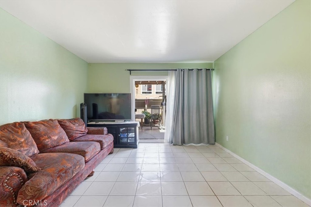 1001 131 W Stevens 131 Property Photo 3