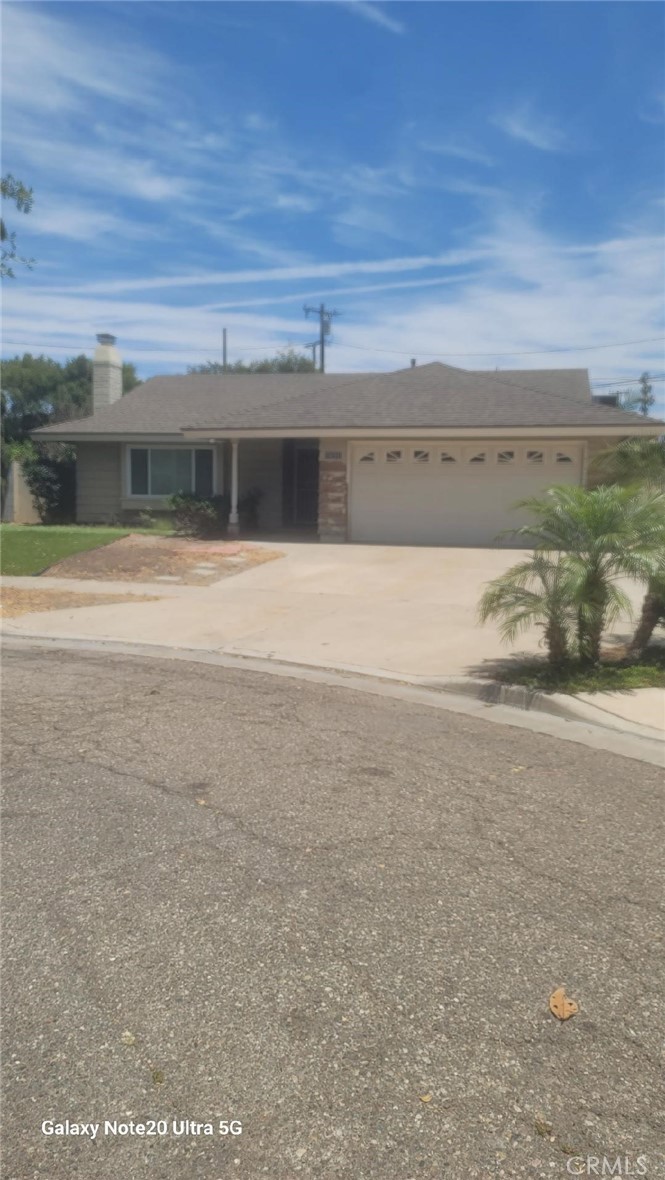 1631 E Oak Property Photo 1