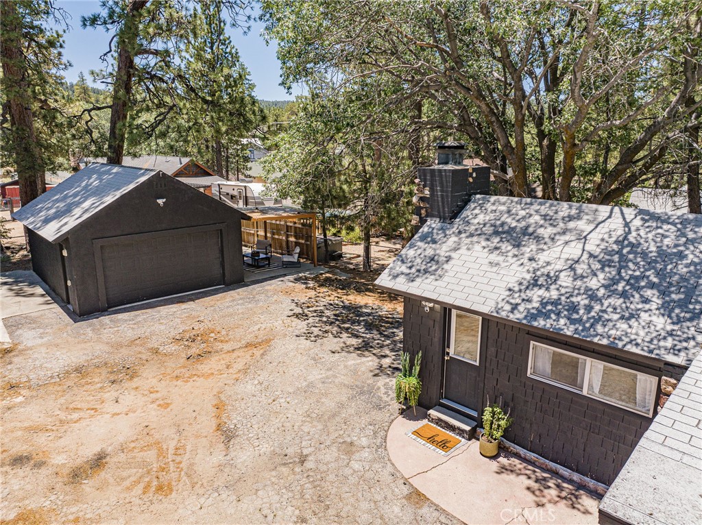 718 Talmadge Property Photo 10
