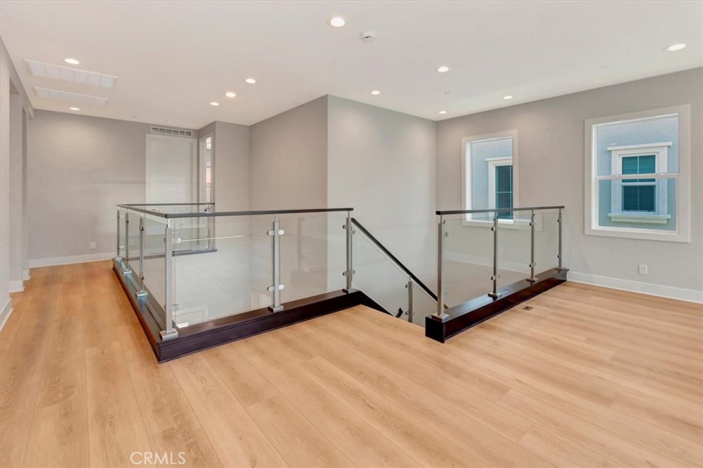 171 Bear Leaf Property Photo 14