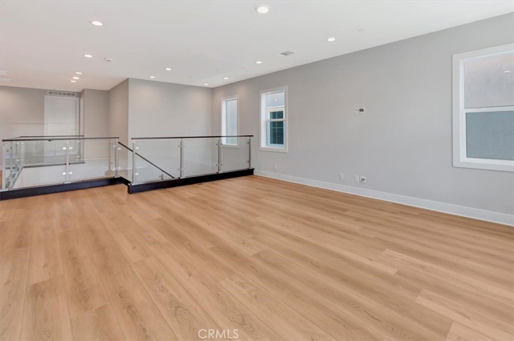 171 Bear Leaf Property Photo 18