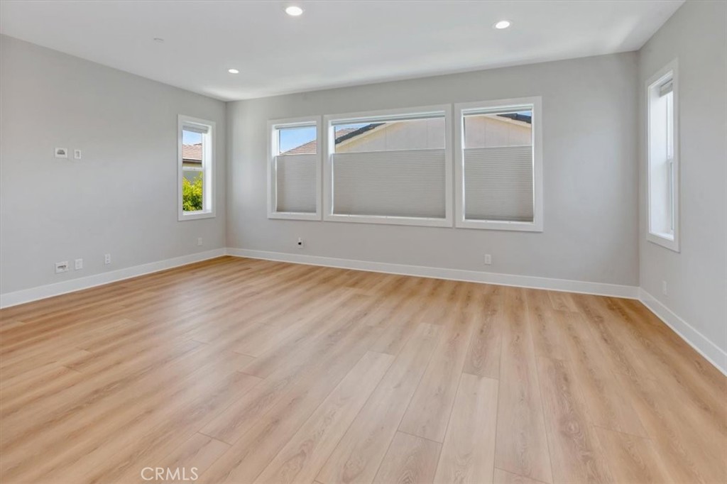 171 Bear Leaf Property Photo 22