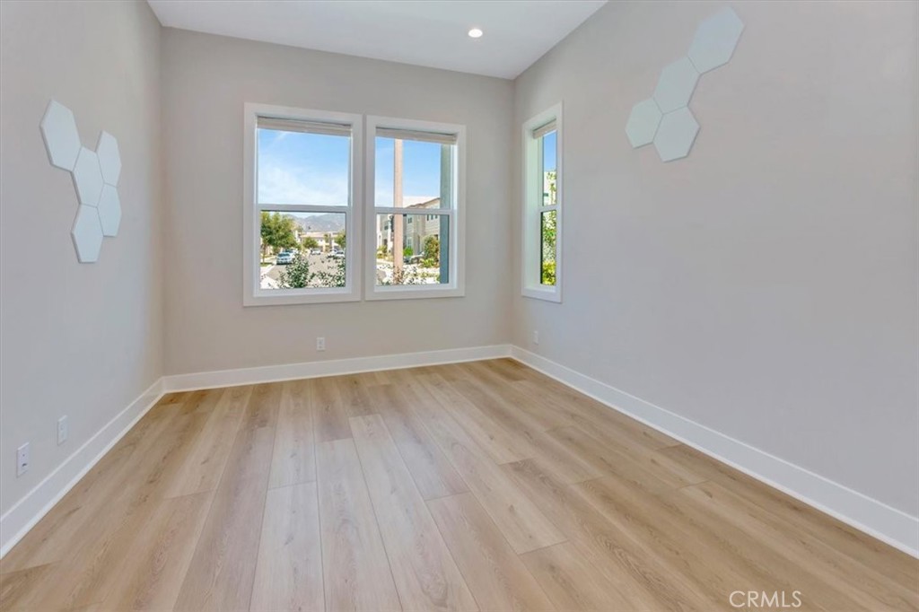 171 Bear Leaf Property Photo 31