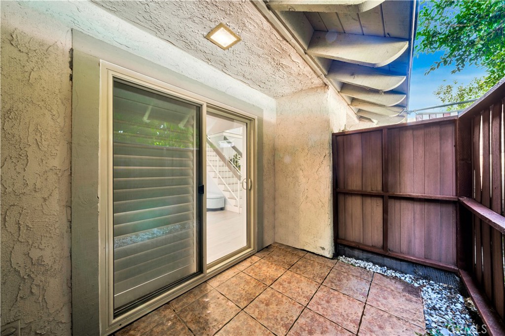 10065 Hidden Village Property Photo 27