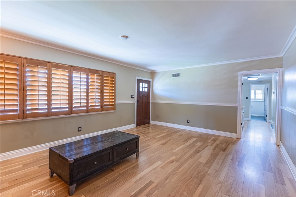 1609 W Workman Property Photo 3