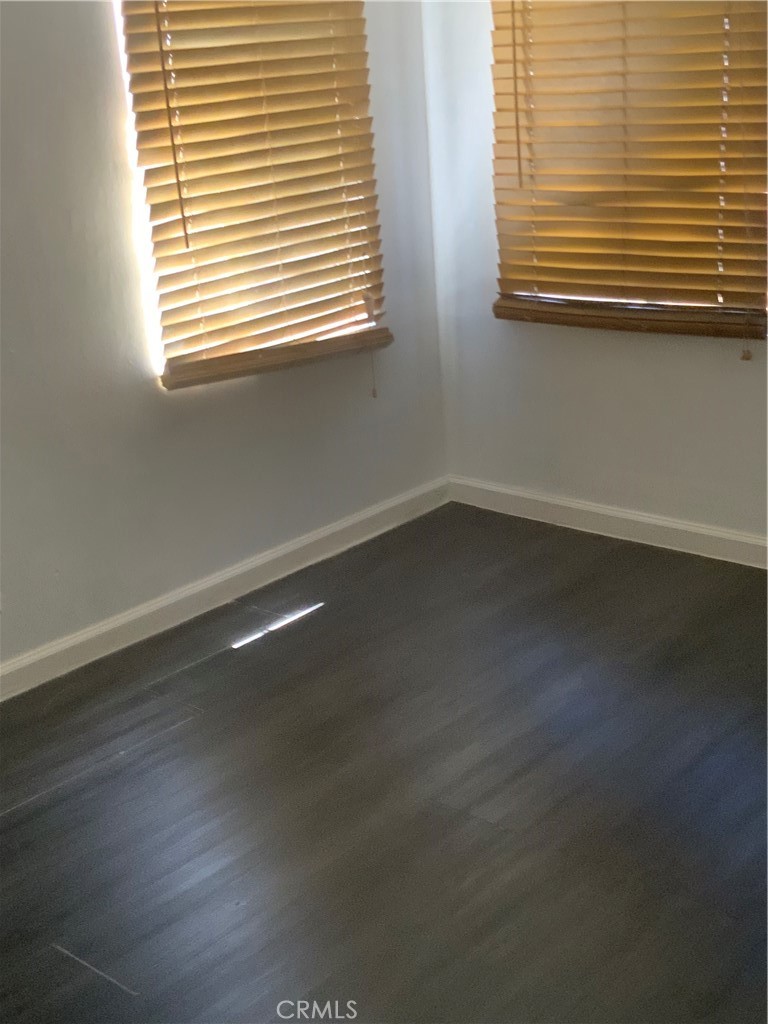 12003 Jersey Property Photo 4