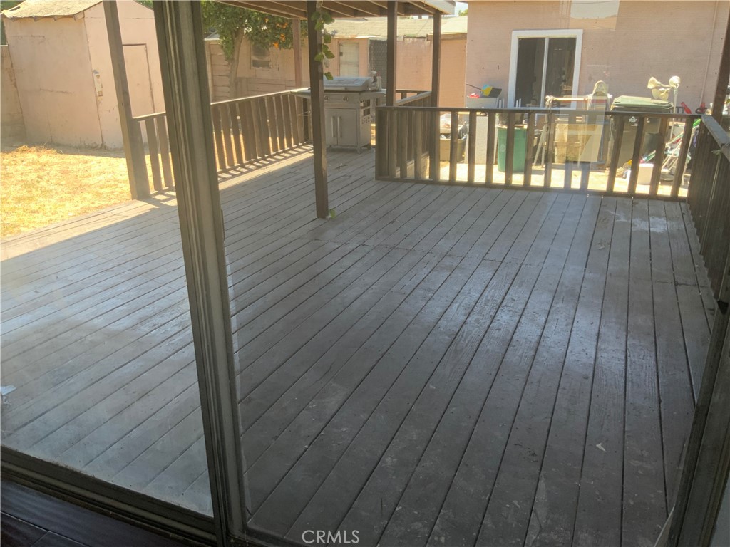 12003 Jersey Property Photo 15