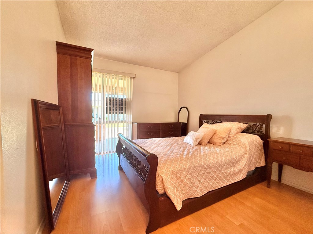 1690 Interlachen Road 42i Property Photo 14