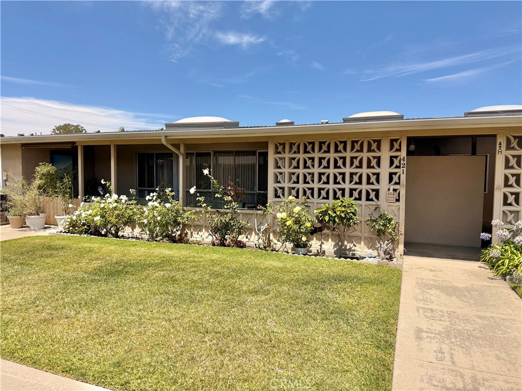 1690 Interlachen Road 42i Property Photo 18