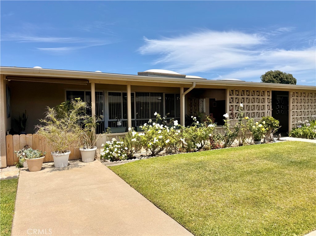 1690 Interlachen Road 42i Property Photo 21
