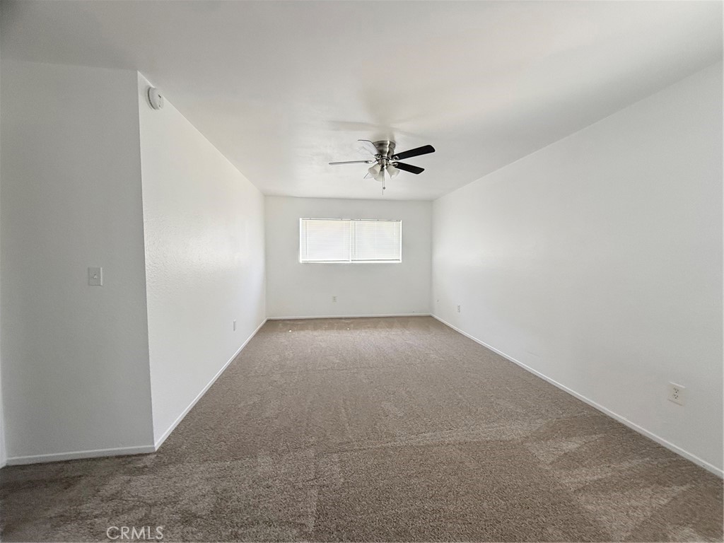 302 E Blueridge Property Photo 14