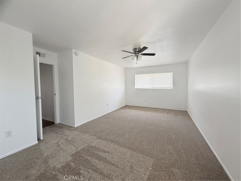 302 E Blueridge Property Photo 15