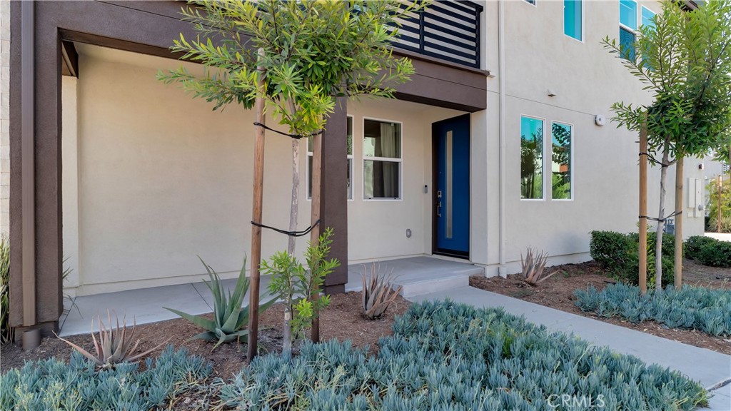 100 Tenor Property Photo 2