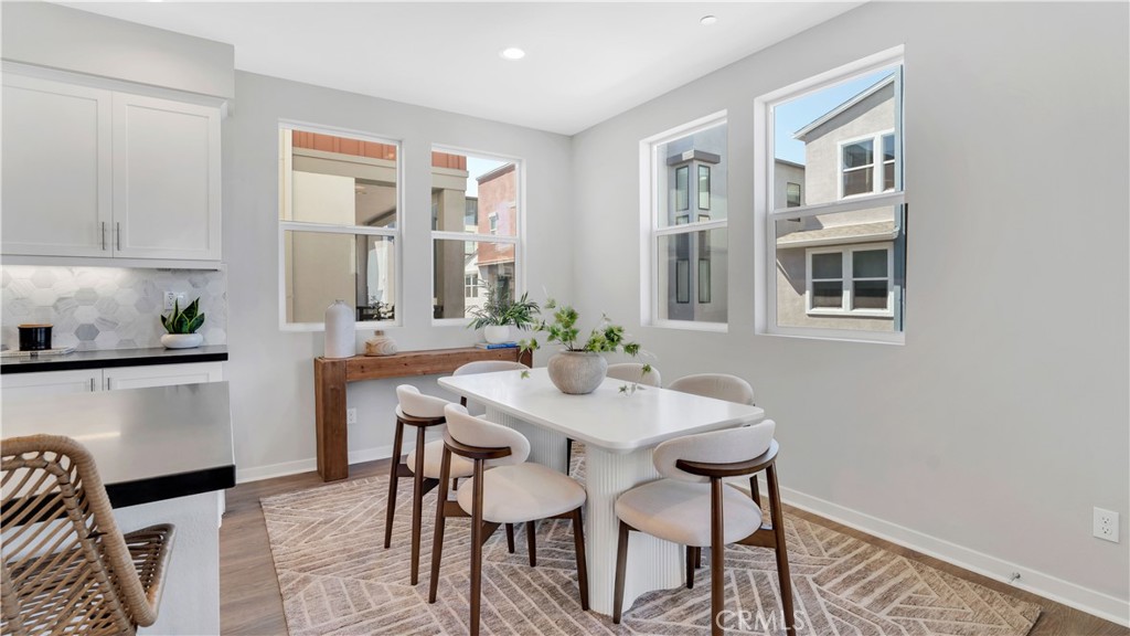 100 Tenor Property Photo 14